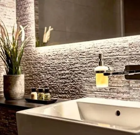 Luxury With Private Balcony + Parking *